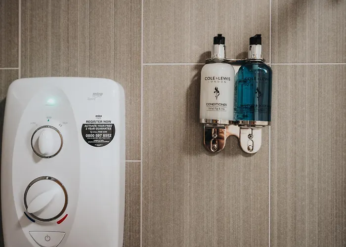 Brimmond Homes - Nr To Univ, Hospitals, O2 Apollo, Plab & 7 Mins To Centre - Stylish, Modern & Secure 2 Bed, 2 Bath With Allocated Free Parking Apartament