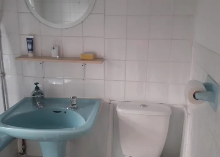 Bird Song Old Trafford Ferienhaus *