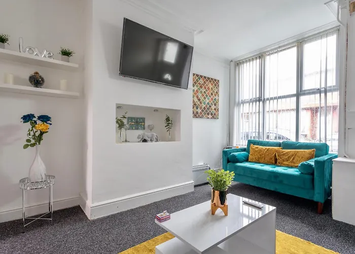 Apartament In Levenshulme, *