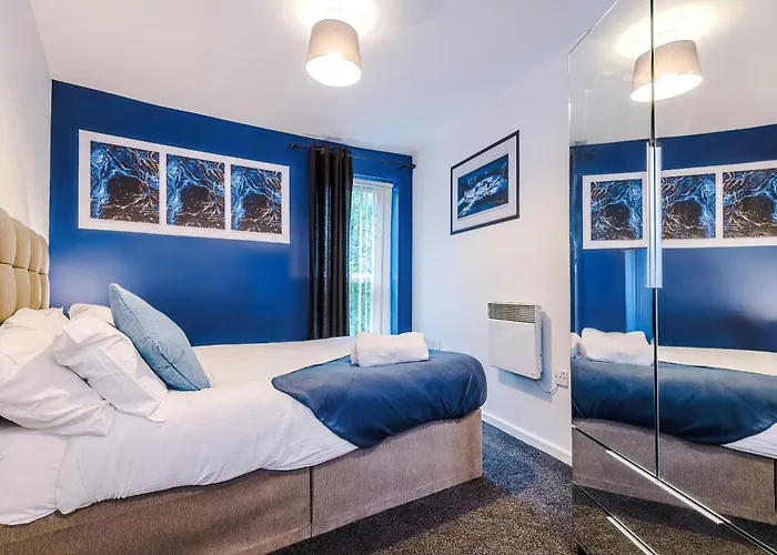 2 Bed With Balcony Private Parking Near Etihad Stadium, Coop Live 아파트