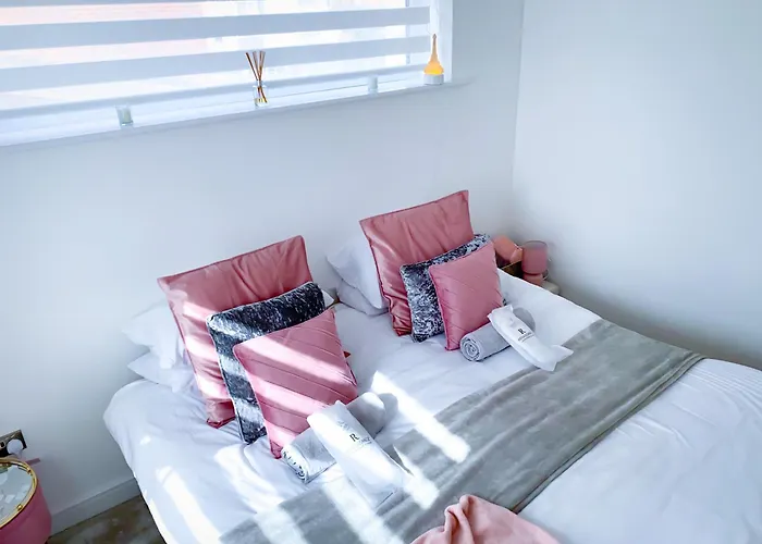 Royal At Coop Live Etihad, Sports 3*