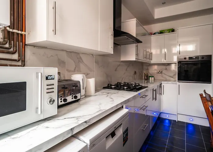 Refined Comforts For Two 5 *