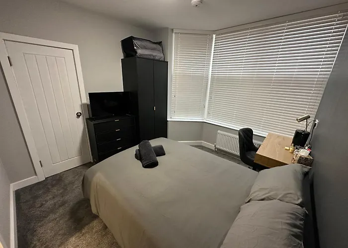 Ashley's Place Hotel