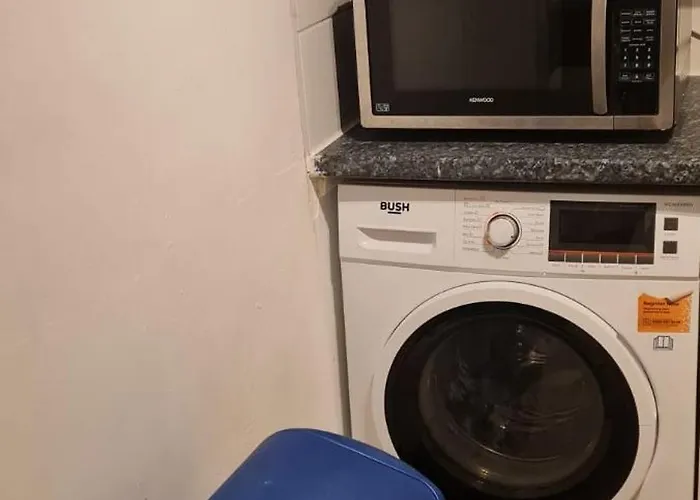 Scotland Street, Newton Heath 3*