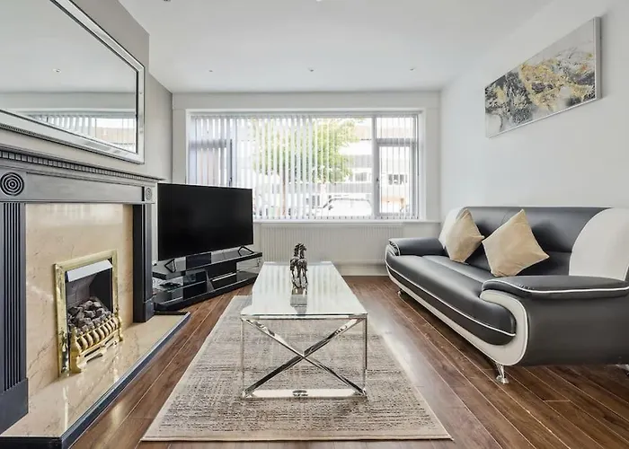 House In Heald Village * مانشستر