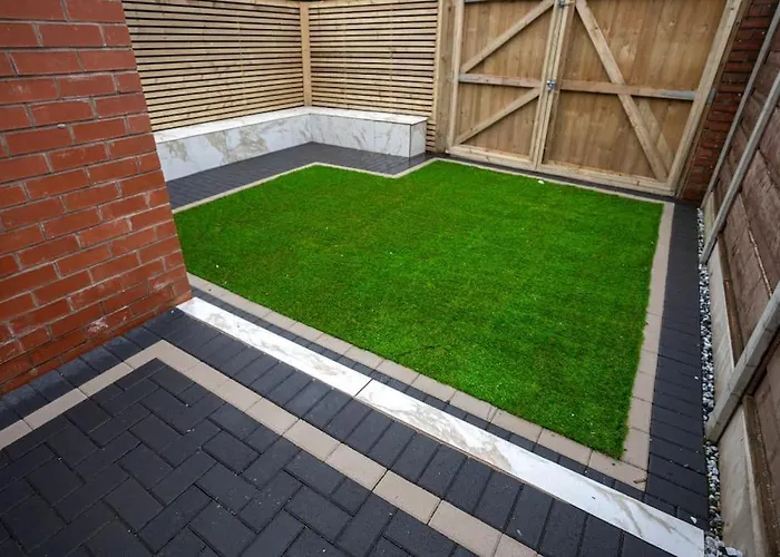 Luxury 6 Bed Near Centre With Cinema & Games 5 Bathrooms Mánchester