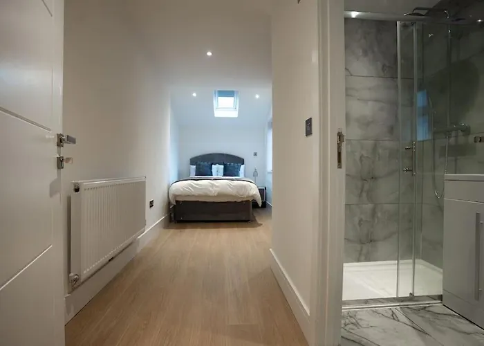 Luxury 6 Bed Near Centre With Cinema & Games 5 Bathrooms Villa Mánchester