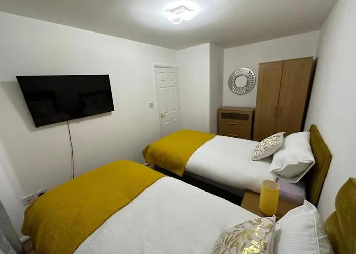 Stunning 3-bed House In Manchester