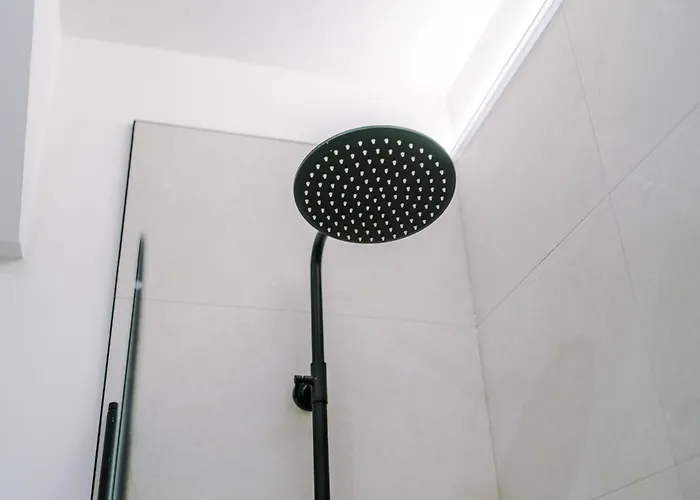 4 Bedroom House Eccles