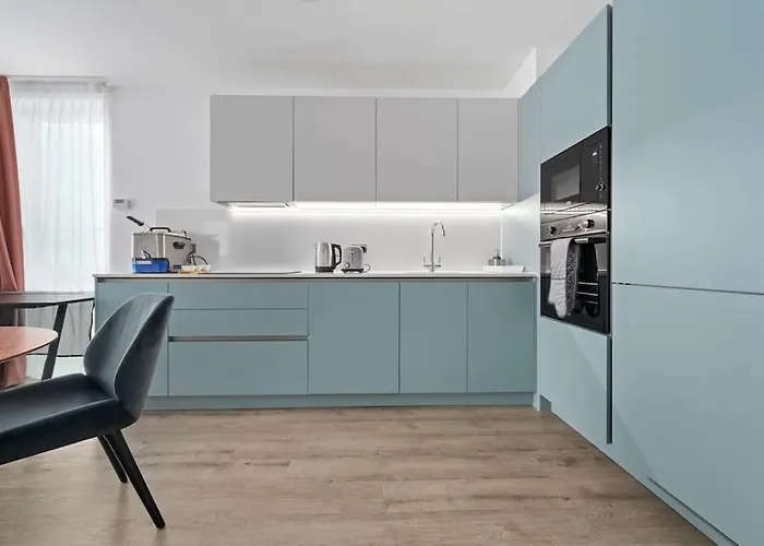 Luxurious Two Bedroom *