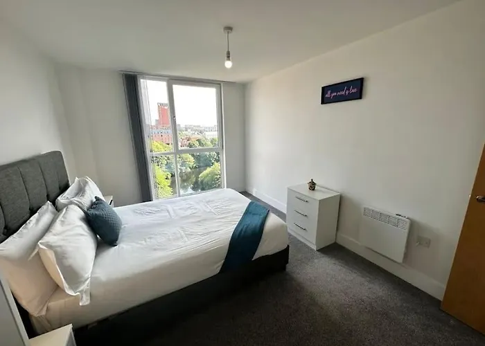 Lägenhet Chic 1 Bed Mcr Ap W/balcony- Sleeps 4 Manchester
