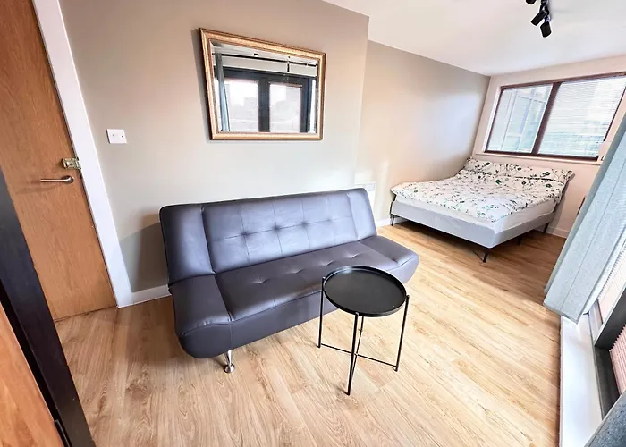 The Works - Two Bed Penthouse 맨체스터