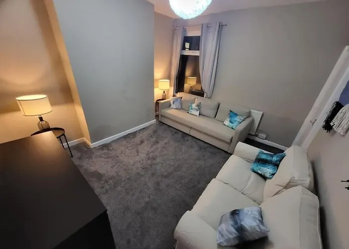 Casa vacanze 4 Bedrooms, 8 Min To City! Manchester