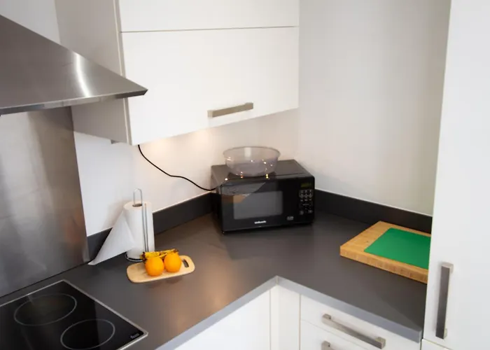 Gem: Cosy 2br With Private Balcony