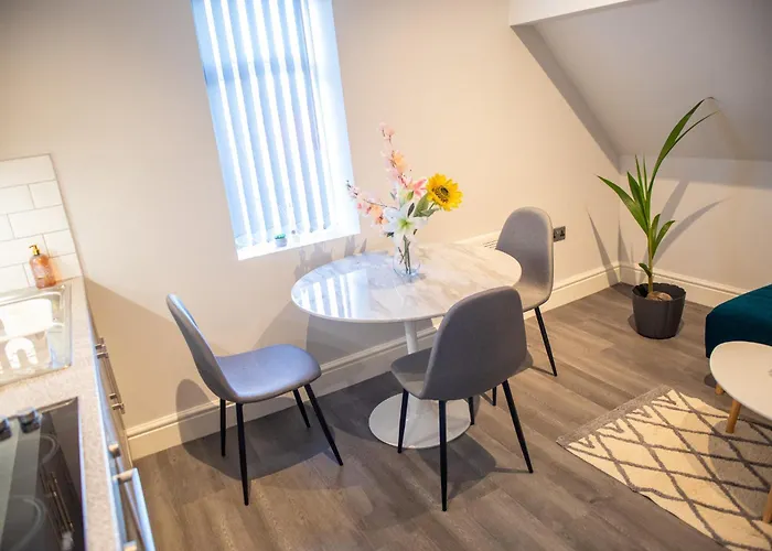 Msrsh Lux 5 Manchester