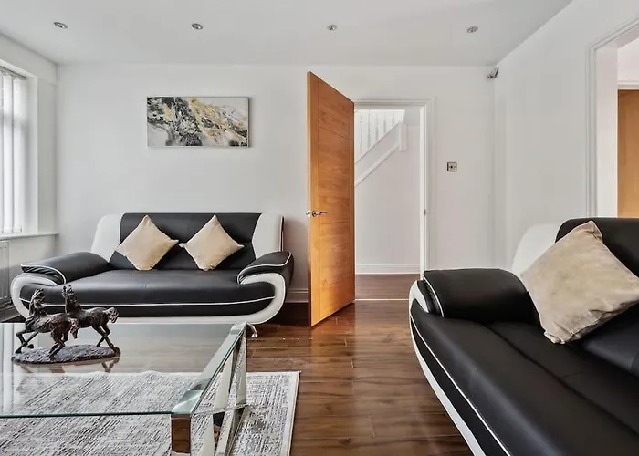 بيت للعطل House In Heald Village مانشستر