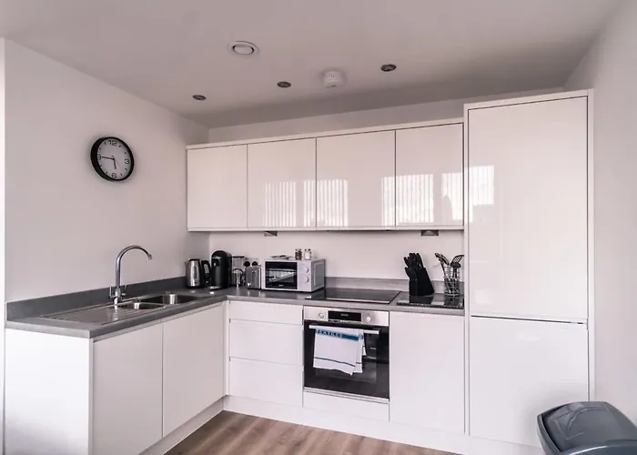 Zeni, Alexandra Rise Slick 1 Bed Manchester