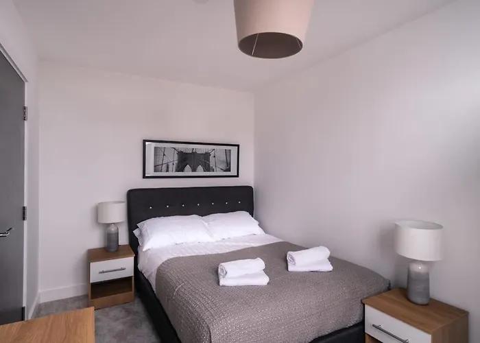 Zeni, Alexandra Rise Cosy 1 Bed Manchester