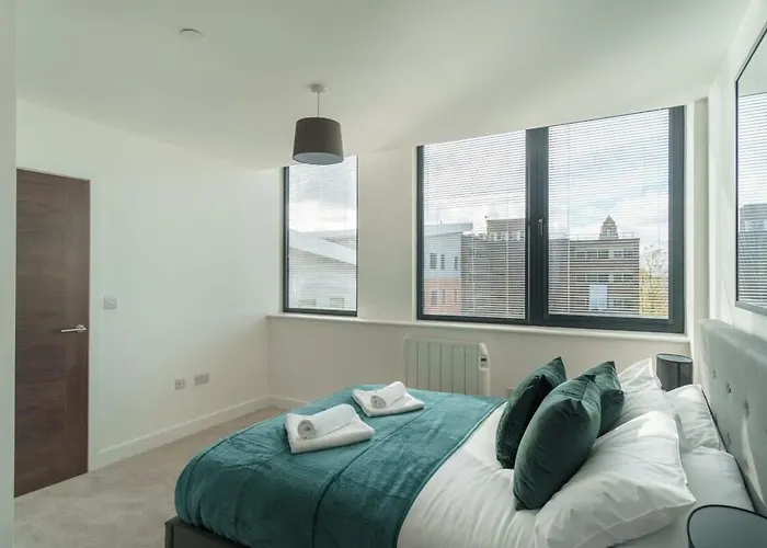 Zeni, Alexandra Rise Cool 1br Flat Appartement *