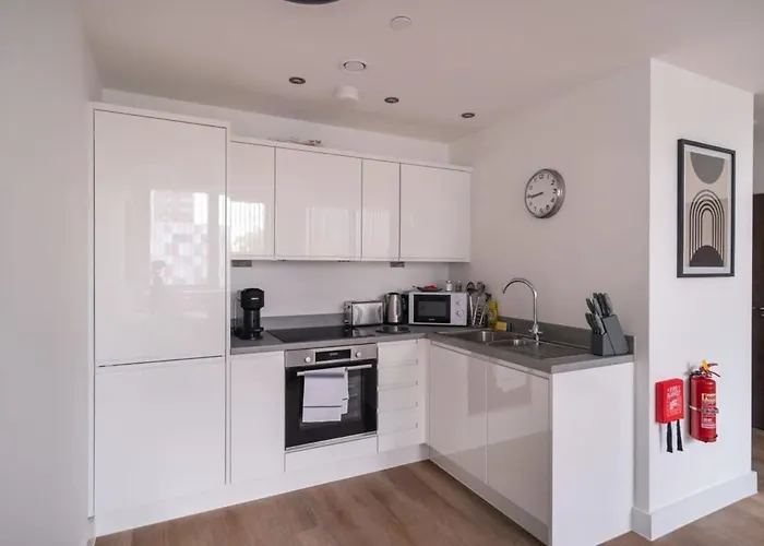 Zeni, Alexandra Rise Chic 1br Flat Lejlighed Manchester