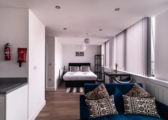 Zeni, Alexandra Rise Fab Appartement Manchester