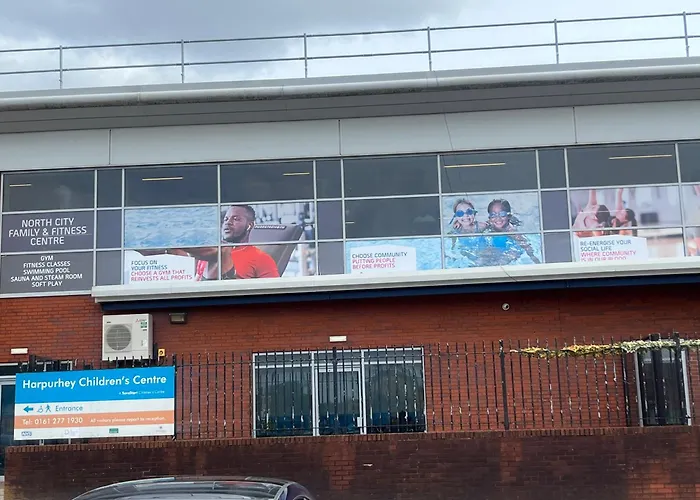 Dynasty - Alison Kelly Close Apartman *