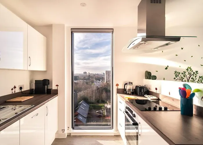 Spacious & Modern 1 Bed Apartamento