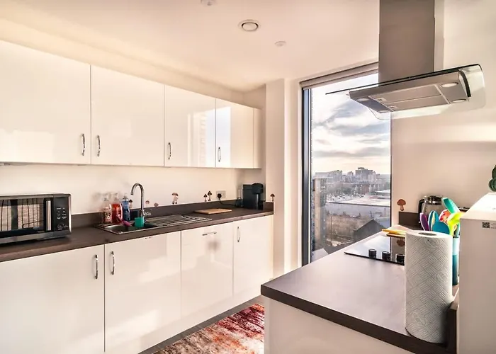 Spacious & Modern 1 Bed *