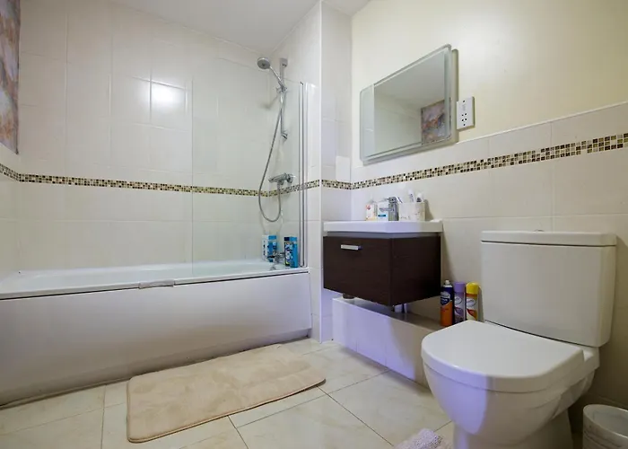 Retreat - Modern 2br 公寓 曼彻斯特