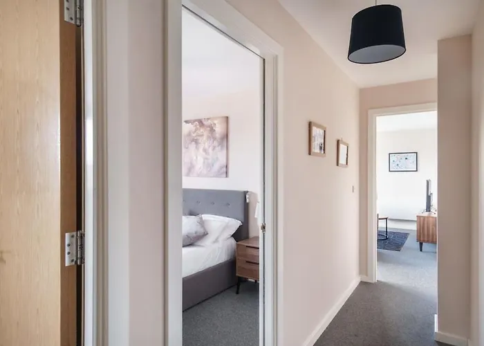 Bright & Modern 2 Bed Manchester Apartment 맨체스터