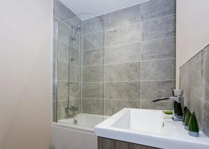 Apartment Modern 2 Bedroom Manchester