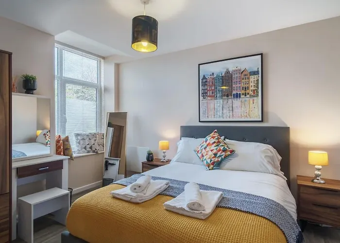 2 Bedroom Modern In Appartement