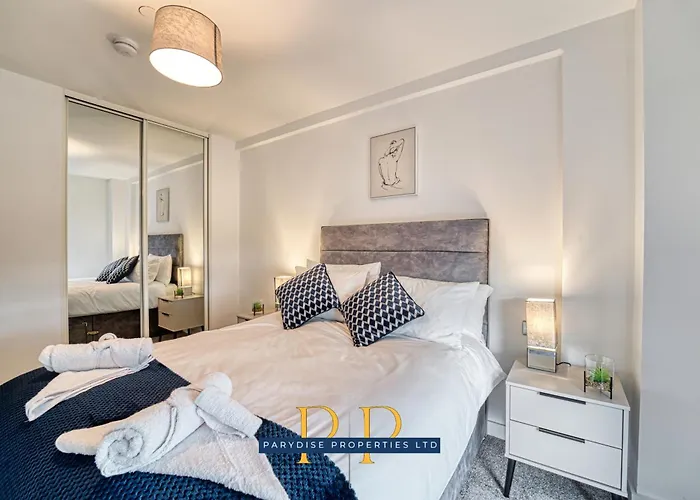 Apartamento The Middlewood Plaza - By Parydise - Business Or Leisure Stays, Location, Sleeps 4, Salford *