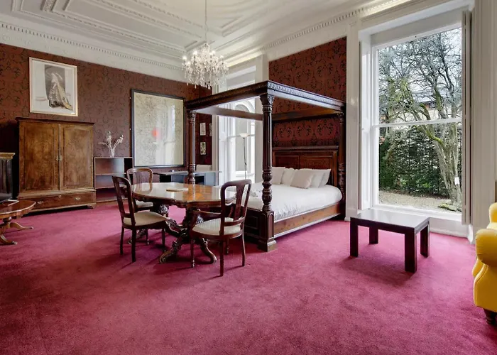 Luxury King Near Royal Hospital - Pass The Keys * Manchester