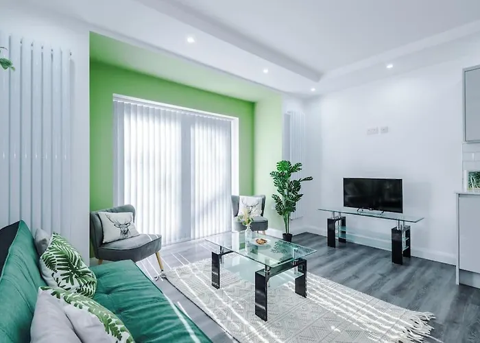 Apartment Heart Of Didsbury, Private Gated Car Park By Hass Haus Manchester