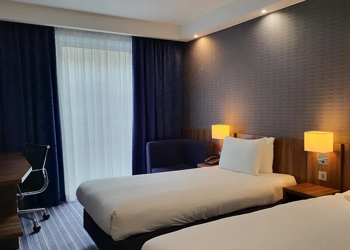 Express Centre By Ihg