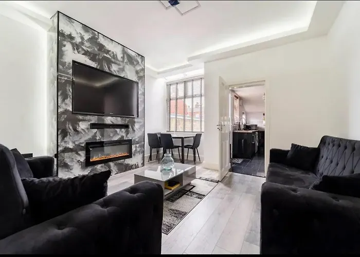 Appartamento 3 Bedroom House With Modern Interior, Close To The Etihad Stadium