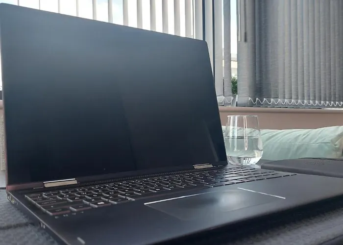 Apartment Stunning One Bedroom Near Old Trafford Stadium *