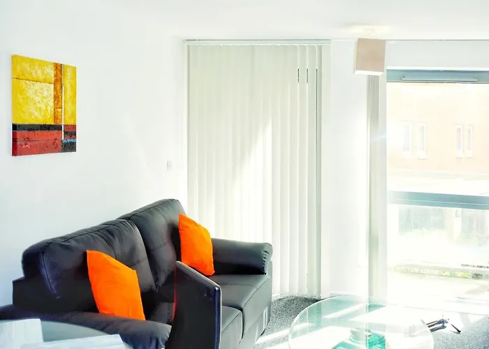 Apartamento 2 Bed Ensuite With Balcony And Free Onsite Secure Parking