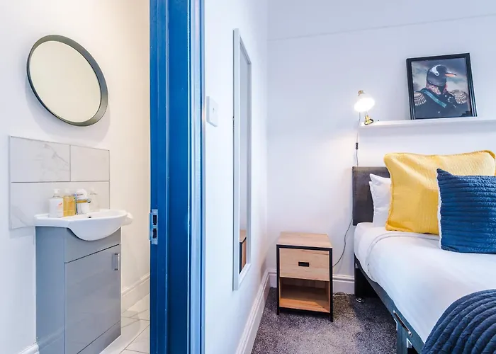 Barton House - Sleeping 10 Сasa de vacaciones Mánchester