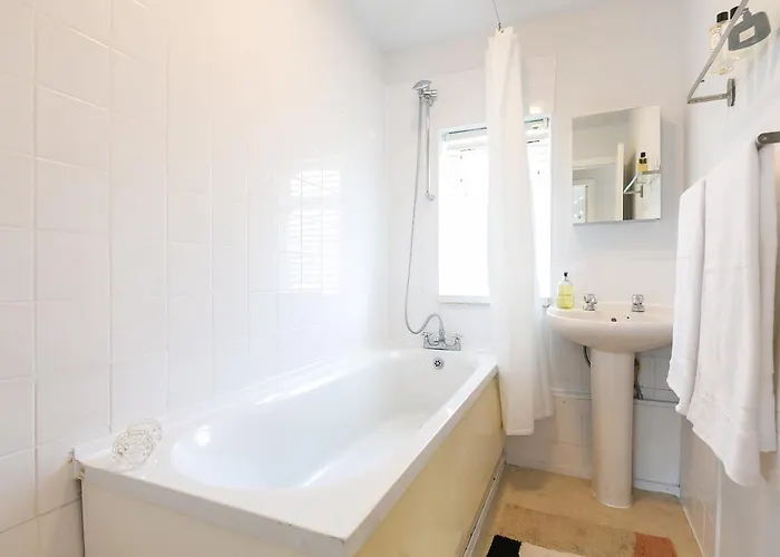 Hébergement de vacances Spacious 4 Bedroom - Sleeps 8 Manchester