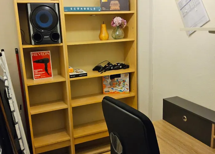 Bespoke Salford Quays - Garden, Wifi And Parking * Manchester