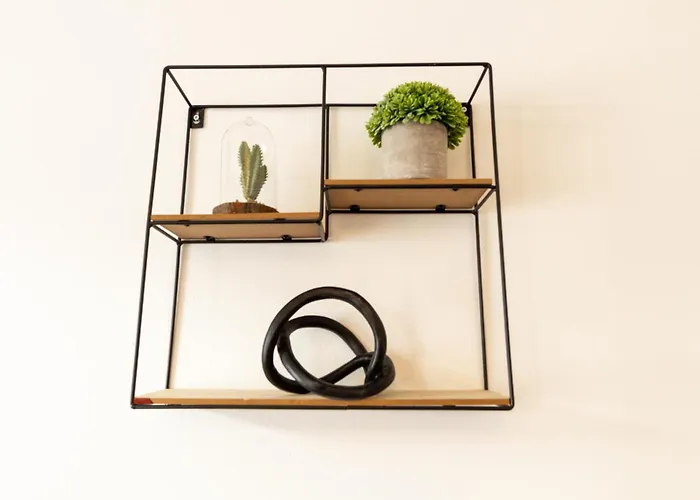 Cosy & Compact In Swinton Apartment