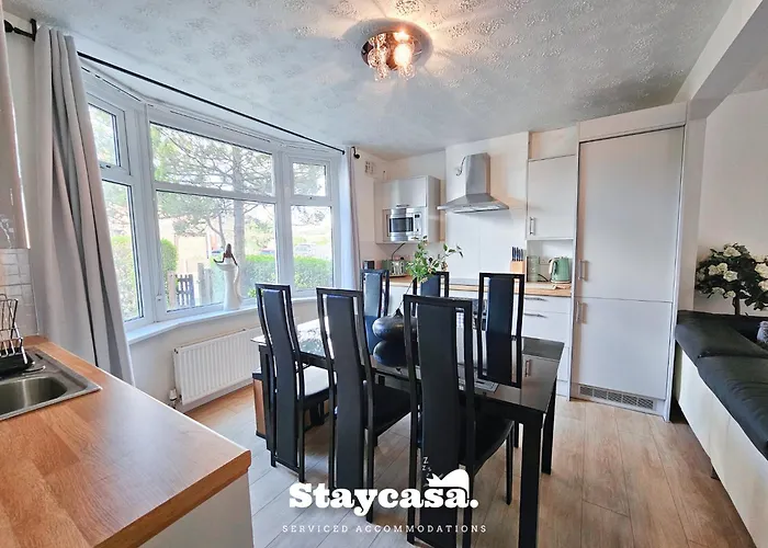 Сasa de vacaciones Inviting Serene Abode Large Driveway Sleeps 12