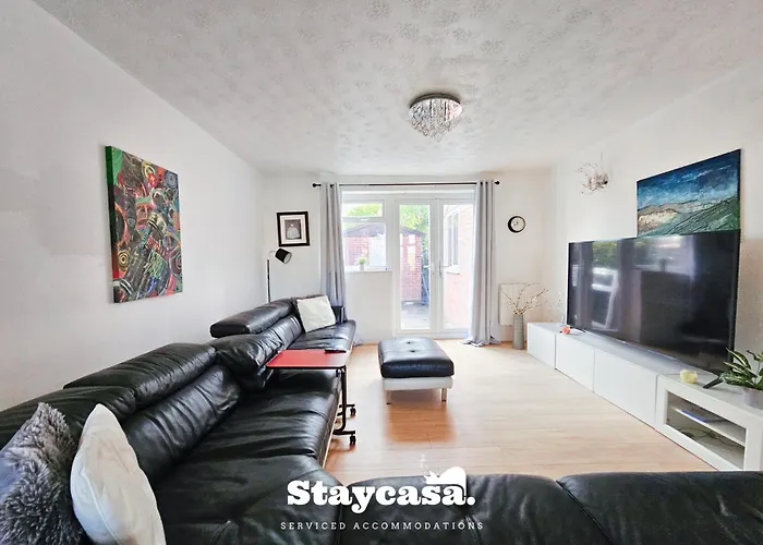 Inviting Serene Abode Large Driveway Sleeps 12