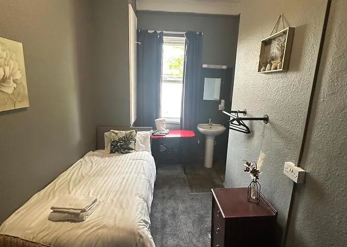 - Free Parking 맨체스터