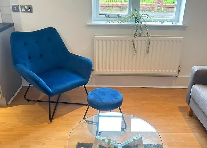 Spacious And Cosy Entire Flat