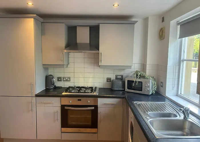 Spacious And Cosy Entire Flat