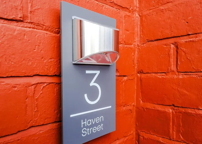 The Retreat Near Salford Quays Casa de Férias Manchester