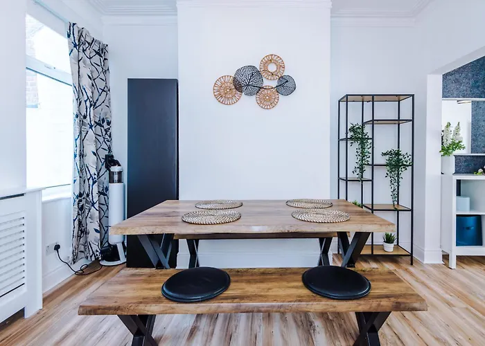 The Retreat Near Salford Quays